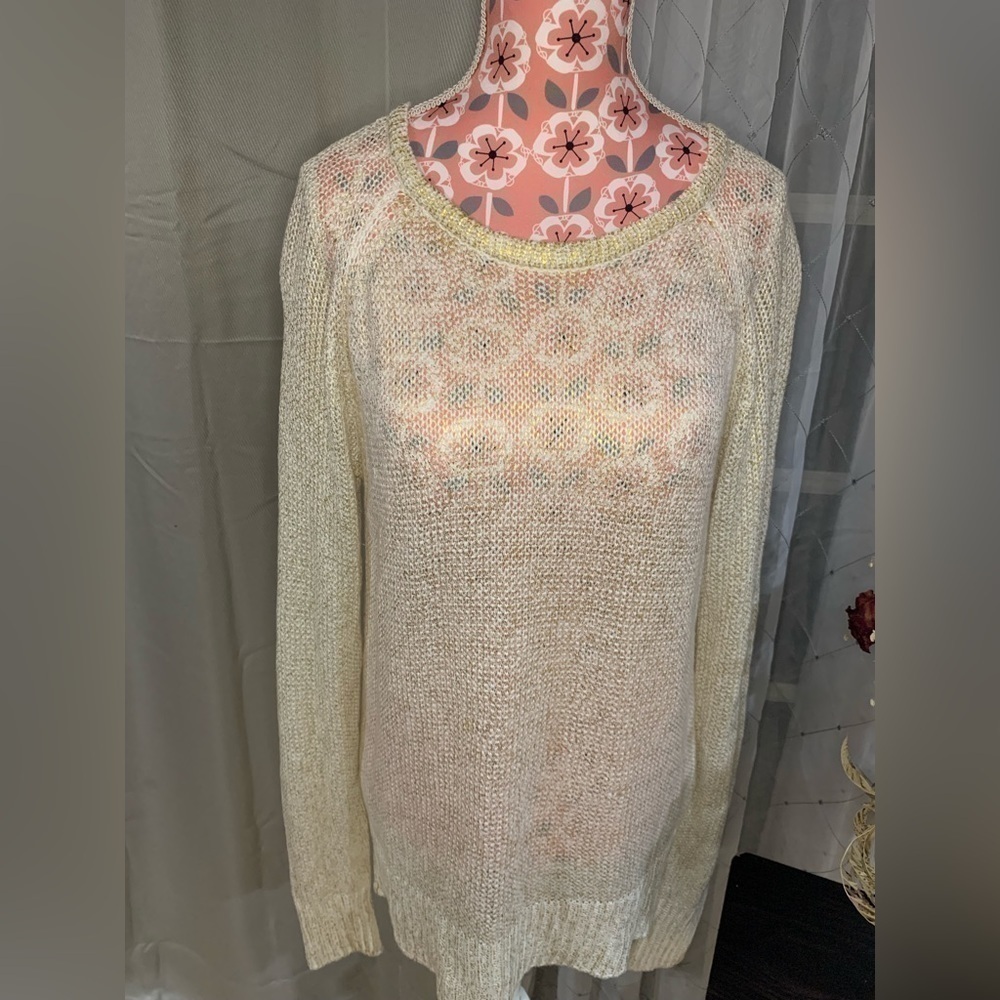 BLACK Swan Sweater - Picture 2 of 4
